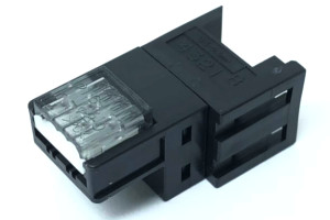37104-2206-000 FL  100個/1袋　黒 Amazon | ミニ・クランプ ワイヤーマウントプラグ4極 37104-2206
